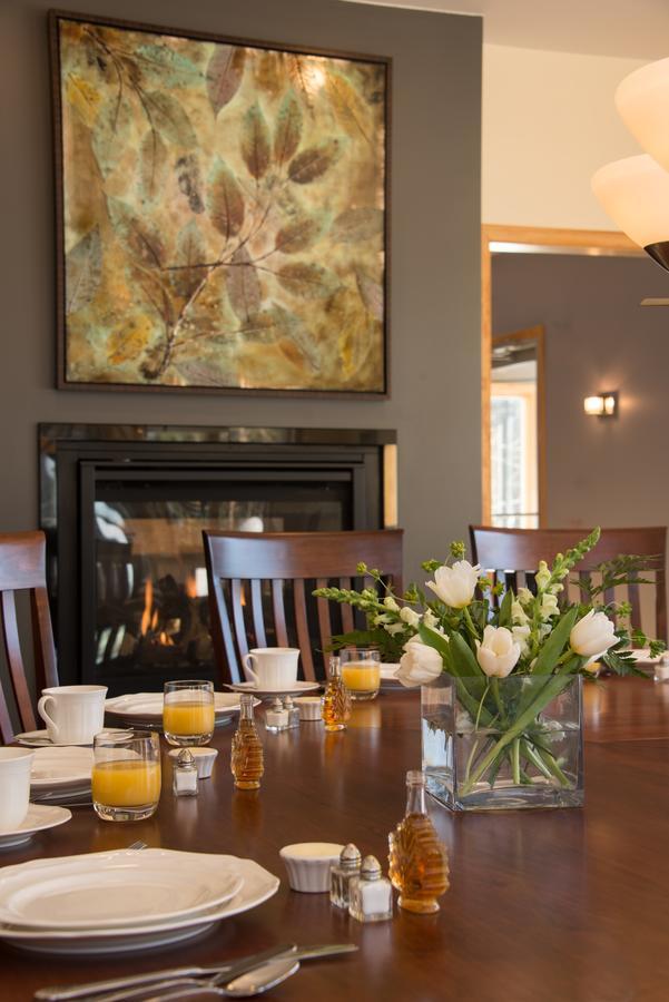 River Spring Lodge Darien Екстер'єр фото